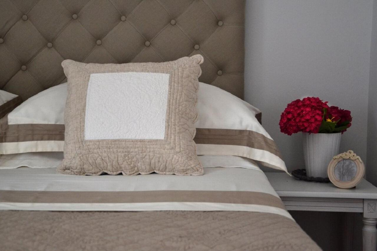 La Dimora Di Artemide Bed & Breakfast Nichelino Eksteriør bilde